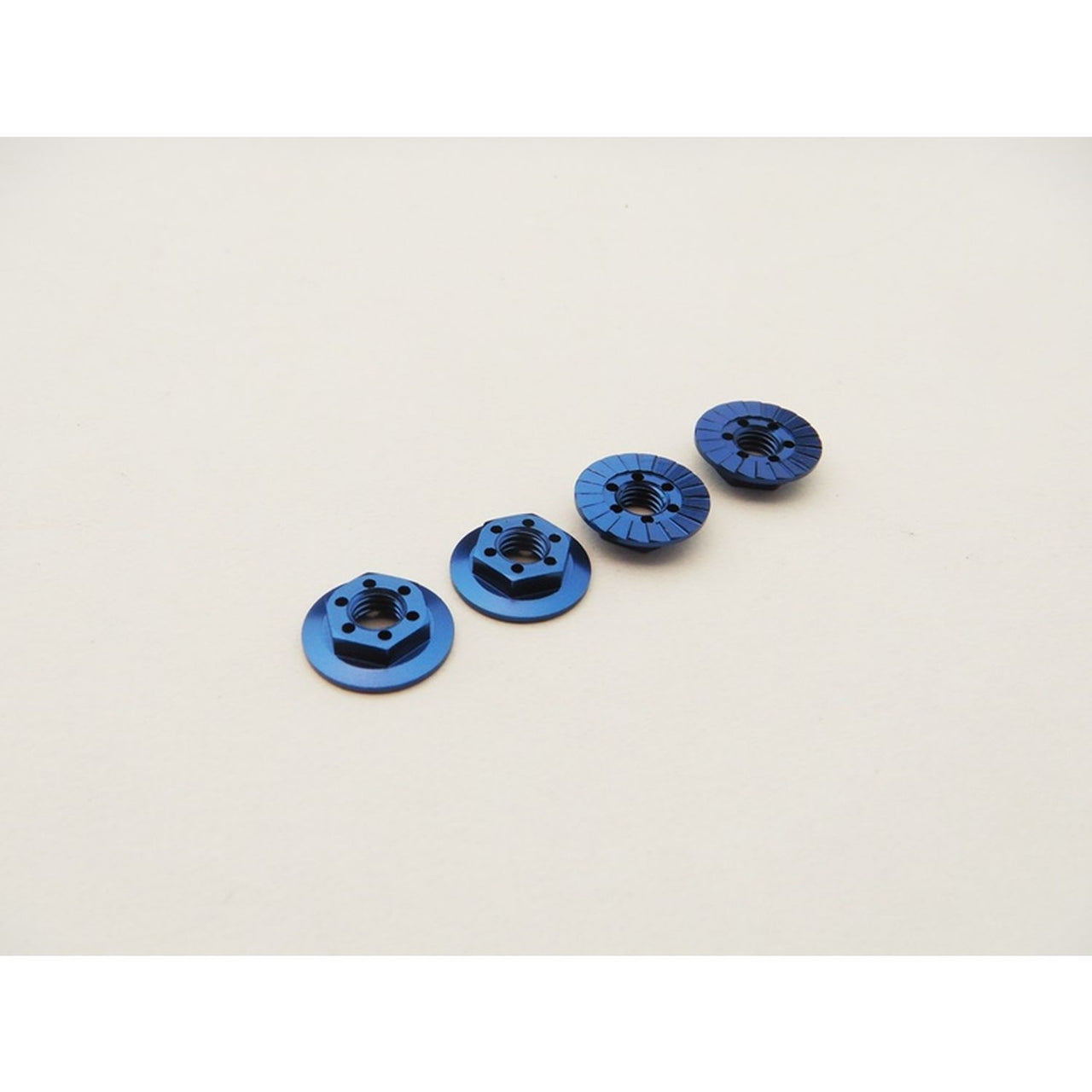 HS-48665 - Hiro Seiko Thin Serrated Wheel Nut 4mm [Y-Blue] (4pcs)