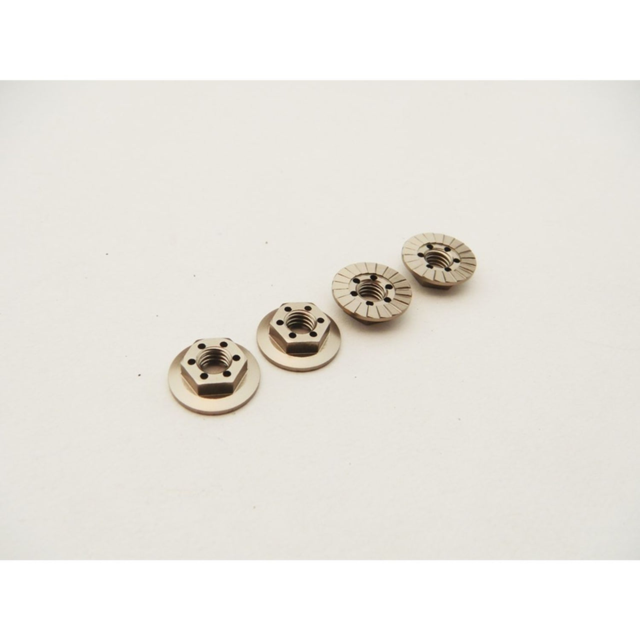HS-48668 - Hiro Seiko Thin Serrated Wheel Nut 4mm [Ti] (4pcs)