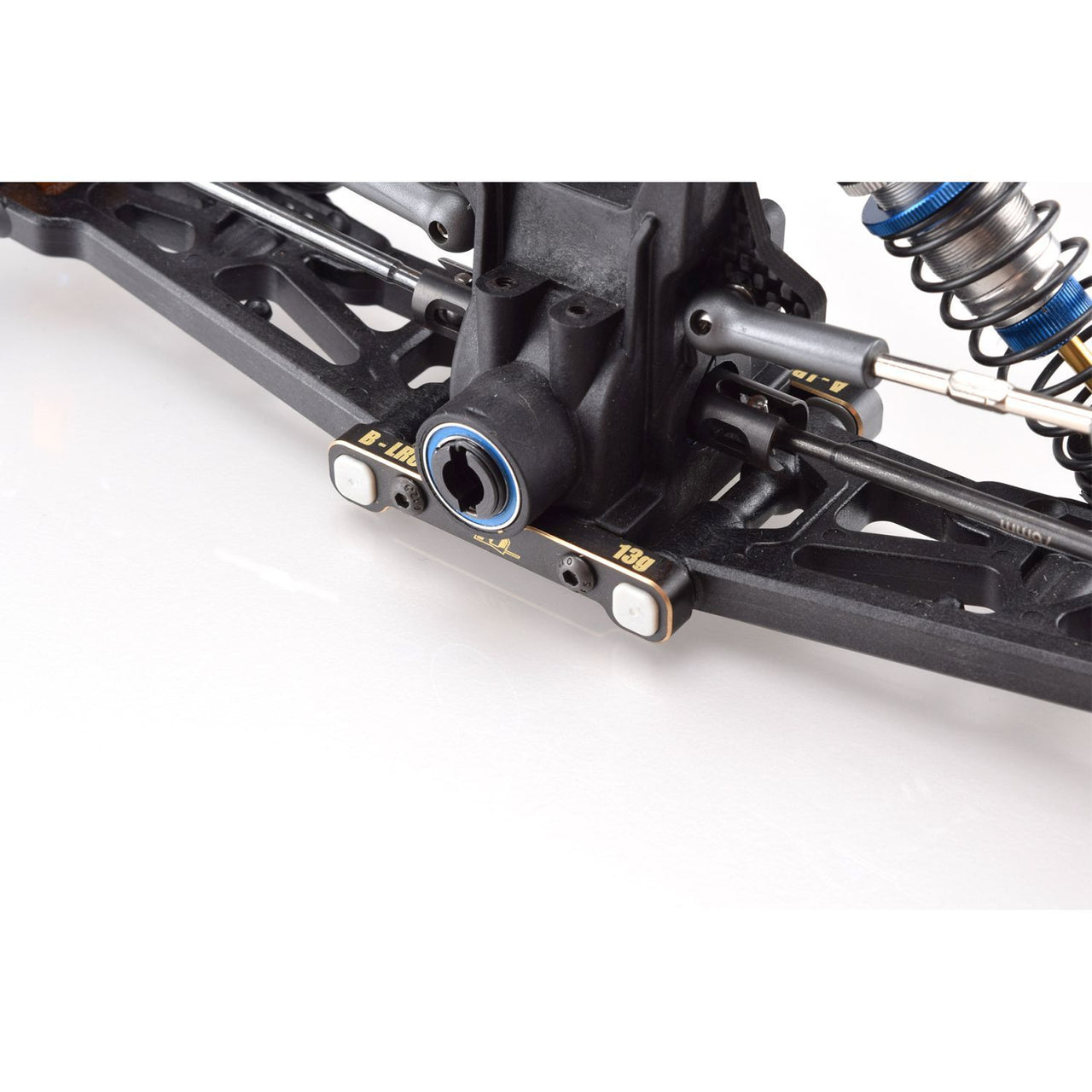 RDRP0413 - Revolution Design B64 Brass Suspension Mount B LRC